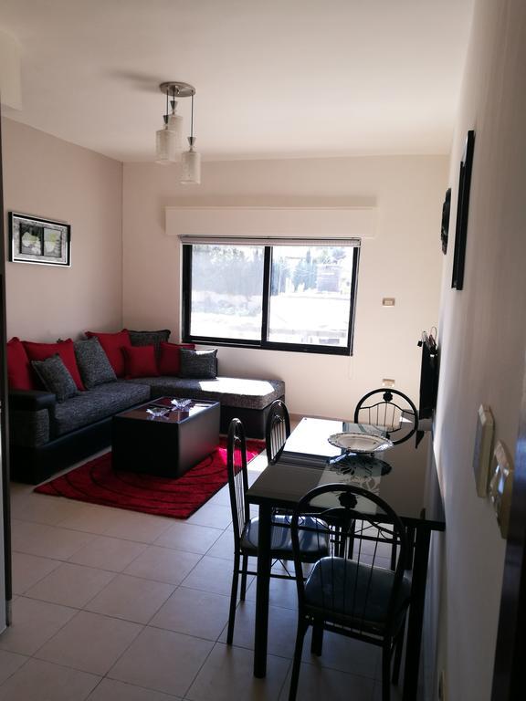 Cozy Dair Ghbar Apartment Amman Buitenkant foto