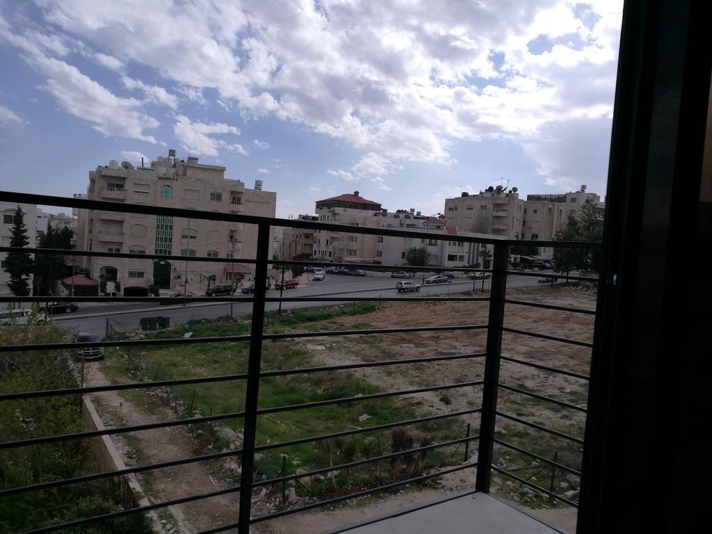 Cozy Dair Ghbar Apartment Amman Buitenkant foto