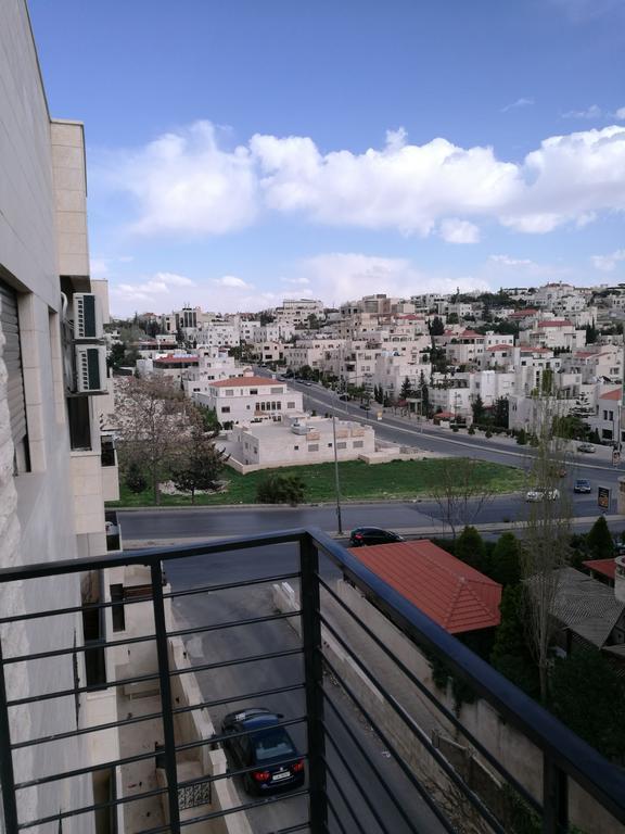 Cozy Dair Ghbar Apartment Amman Buitenkant foto